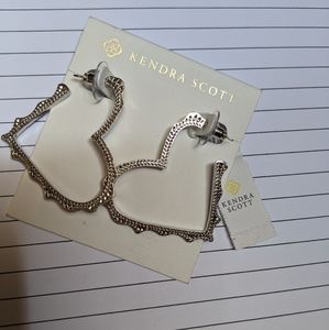 Kendra Scott heart earrings